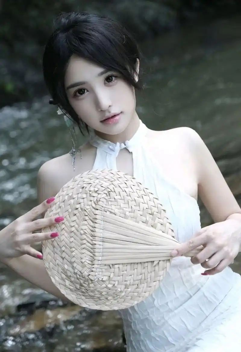 汤姆私人影院热播都市剧十七楼的夏天